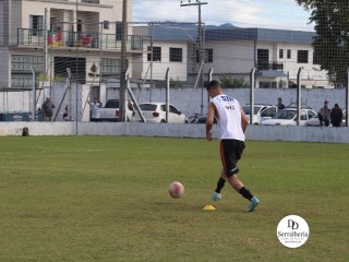 
<a style='margin-left: 5px;' class='btn btn-xs btn-social btn-facebook' href='https://www.facebook.com/sharer/sharer.php?u=https://boladovale.com.br/imgs/800-800-90/conteudo/fotos/1896/img2385.jpg' rel='popup' data-width='500' data-height='400'><i class='fa fa-facebook'></i>Compartilhar <span class='hidden-xs'>no Facebook</span>
</a> 
<a class='btn btn-default btn-xs' target='_blank' href='imgs/800-800-90/conteudo/fotos/1896/img2385.jpg'>
<span class='glyphicon glyphicon-cloud-download'></span> Salvar
</a> 
<span></span>