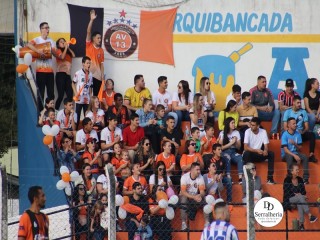 
<a style='margin-left: 5px;' class='btn btn-xs btn-social btn-facebook' href='https://www.facebook.com/sharer/sharer.php?u=https://boladovale.com.br/imgs/800-800-90/conteudo/fotos/1896/img2425.jpg' rel='popup' data-width='500' data-height='400'><i class='fa fa-facebook'></i>Compartilhar <span class='hidden-xs'>no Facebook</span>
</a> 
<a class='btn btn-default btn-xs' target='_blank' href='imgs/800-800-90/conteudo/fotos/1896/img2425.jpg'>
<span class='glyphicon glyphicon-cloud-download'></span> Salvar
</a> 
<span></span>