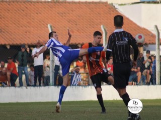 
<a style='margin-left: 5px;' class='btn btn-xs btn-social btn-facebook' href='https://www.facebook.com/sharer/sharer.php?u=https://boladovale.com.br/imgs/800-800-90/conteudo/fotos/1896/img2605.jpg' rel='popup' data-width='500' data-height='400'><i class='fa fa-facebook'></i>Compartilhar <span class='hidden-xs'>no Facebook</span>
</a> 
<a class='btn btn-default btn-xs' target='_blank' href='imgs/800-800-90/conteudo/fotos/1896/img2605.jpg'>
<span class='glyphicon glyphicon-cloud-download'></span> Salvar
</a> 
<span></span>
