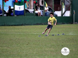 
<a style='margin-left: 5px;' class='btn btn-xs btn-social btn-facebook' href='https://www.facebook.com/sharer/sharer.php?u=https://boladovale.com.br/imgs/800-800-90/conteudo/fotos/1898/img2650.jpg' rel='popup' data-width='500' data-height='400'><i class='fa fa-facebook'></i>Compartilhar <span class='hidden-xs'>no Facebook</span>
</a> 
<a class='btn btn-default btn-xs' target='_blank' href='imgs/800-800-90/conteudo/fotos/1898/img2650.jpg'>
<span class='glyphicon glyphicon-cloud-download'></span> Salvar
</a> 
<span></span>