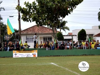 
<a style='margin-left: 5px;' class='btn btn-xs btn-social btn-facebook' href='https://www.facebook.com/sharer/sharer.php?u=https://boladovale.com.br/imgs/800-800-90/conteudo/fotos/1898/img2684.jpg' rel='popup' data-width='500' data-height='400'><i class='fa fa-facebook'></i>Compartilhar <span class='hidden-xs'>no Facebook</span>
</a> 
<a class='btn btn-default btn-xs' target='_blank' href='imgs/800-800-90/conteudo/fotos/1898/img2684.jpg'>
<span class='glyphicon glyphicon-cloud-download'></span> Salvar
</a> 
<span></span>