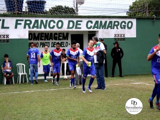
<a style='margin-left: 5px;' class='btn btn-xs btn-social btn-facebook' href='https://www.facebook.com/sharer/sharer.php?u=https://boladovale.com.br/imgs/800-800-90/conteudo/fotos/1898/img2692.jpg' rel='popup' data-width='500' data-height='400'><i class='fa fa-facebook'></i>Compartilhar <span class='hidden-xs'>no Facebook</span>
</a> 
<a class='btn btn-default btn-xs' target='_blank' href='imgs/800-800-90/conteudo/fotos/1898/img2692.jpg'>
<span class='glyphicon glyphicon-cloud-download'></span> Salvar
</a> 
<span></span>