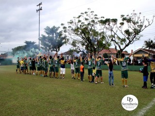 
<a style='margin-left: 5px;' class='btn btn-xs btn-social btn-facebook' href='https://www.facebook.com/sharer/sharer.php?u=https://boladovale.com.br/imgs/800-800-90/conteudo/fotos/1898/img2709.jpg' rel='popup' data-width='500' data-height='400'><i class='fa fa-facebook'></i>Compartilhar <span class='hidden-xs'>no Facebook</span>
</a> 
<a class='btn btn-default btn-xs' target='_blank' href='imgs/800-800-90/conteudo/fotos/1898/img2709.jpg'>
<span class='glyphicon glyphicon-cloud-download'></span> Salvar
</a> 
<span></span>