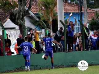 
<a style='margin-left: 5px;' class='btn btn-xs btn-social btn-facebook' href='https://www.facebook.com/sharer/sharer.php?u=https://boladovale.com.br/imgs/800-800-90/conteudo/fotos/1898/img2750.jpg' rel='popup' data-width='500' data-height='400'><i class='fa fa-facebook'></i>Compartilhar <span class='hidden-xs'>no Facebook</span>
</a> 
<a class='btn btn-default btn-xs' target='_blank' href='imgs/800-800-90/conteudo/fotos/1898/img2750.jpg'>
<span class='glyphicon glyphicon-cloud-download'></span> Salvar
</a> 
<span></span>