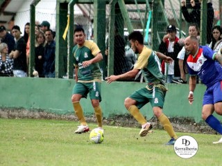
<a style='margin-left: 5px;' class='btn btn-xs btn-social btn-facebook' href='https://www.facebook.com/sharer/sharer.php?u=https://boladovale.com.br/imgs/800-800-90/conteudo/fotos/1898/img2775.jpg' rel='popup' data-width='500' data-height='400'><i class='fa fa-facebook'></i>Compartilhar <span class='hidden-xs'>no Facebook</span>
</a> 
<a class='btn btn-default btn-xs' target='_blank' href='imgs/800-800-90/conteudo/fotos/1898/img2775.jpg'>
<span class='glyphicon glyphicon-cloud-download'></span> Salvar
</a> 
<span></span>