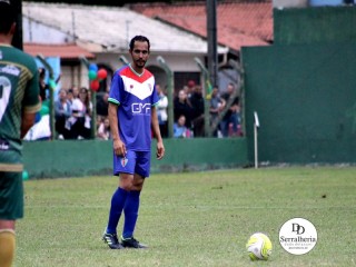 
<a style='margin-left: 5px;' class='btn btn-xs btn-social btn-facebook' href='https://www.facebook.com/sharer/sharer.php?u=https://boladovale.com.br/imgs/800-800-90/conteudo/fotos/1898/img2848.jpg' rel='popup' data-width='500' data-height='400'><i class='fa fa-facebook'></i>Compartilhar <span class='hidden-xs'>no Facebook</span>
</a> 
<a class='btn btn-default btn-xs' target='_blank' href='imgs/800-800-90/conteudo/fotos/1898/img2848.jpg'>
<span class='glyphicon glyphicon-cloud-download'></span> Salvar
</a> 
<span></span>