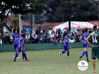 
<a style='margin-left: 5px;' class='btn btn-xs btn-social btn-facebook' href='https://www.facebook.com/sharer/sharer.php?u=https://boladovale.com.br/imgs/800-800-90/conteudo/fotos/1898/img2872.jpg' rel='popup' data-width='500' data-height='400'><i class='fa fa-facebook'></i>Compartilhar <span class='hidden-xs'>no Facebook</span>
</a> 
<a class='btn btn-default btn-xs' target='_blank' href='imgs/800-800-90/conteudo/fotos/1898/img2872.jpg'>
<span class='glyphicon glyphicon-cloud-download'></span> Salvar
</a> 
<span></span>