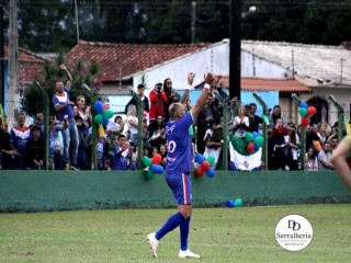 
<a style='margin-left: 5px;' class='btn btn-xs btn-social btn-facebook' href='https://www.facebook.com/sharer/sharer.php?u=https://boladovale.com.br/imgs/800-800-90/conteudo/fotos/1898/img2876.jpg' rel='popup' data-width='500' data-height='400'><i class='fa fa-facebook'></i>Compartilhar <span class='hidden-xs'>no Facebook</span>
</a> 
<a class='btn btn-default btn-xs' target='_blank' href='imgs/800-800-90/conteudo/fotos/1898/img2876.jpg'>
<span class='glyphicon glyphicon-cloud-download'></span> Salvar
</a> 
<span></span>