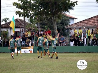 
<a style='margin-left: 5px;' class='btn btn-xs btn-social btn-facebook' href='https://www.facebook.com/sharer/sharer.php?u=https://boladovale.com.br/imgs/800-800-90/conteudo/fotos/1898/img3066.jpg' rel='popup' data-width='500' data-height='400'><i class='fa fa-facebook'></i>Compartilhar <span class='hidden-xs'>no Facebook</span>
</a> 
<a class='btn btn-default btn-xs' target='_blank' href='imgs/800-800-90/conteudo/fotos/1898/img3066.jpg'>
<span class='glyphicon glyphicon-cloud-download'></span> Salvar
</a> 
<span></span>