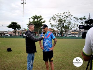 
<a style='margin-left: 5px;' class='btn btn-xs btn-social btn-facebook' href='https://www.facebook.com/sharer/sharer.php?u=https://boladovale.com.br/imgs/800-800-90/conteudo/fotos/1898/img3081.jpg' rel='popup' data-width='500' data-height='400'><i class='fa fa-facebook'></i>Compartilhar <span class='hidden-xs'>no Facebook</span>
</a> 
<a class='btn btn-default btn-xs' target='_blank' href='imgs/800-800-90/conteudo/fotos/1898/img3081.jpg'>
<span class='glyphicon glyphicon-cloud-download'></span> Salvar
</a> 
<span></span>