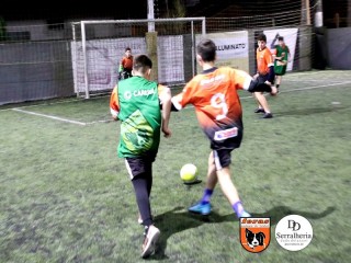 
<a style='margin-left: 5px;' class='btn btn-xs btn-social btn-facebook' href='https://www.facebook.com/sharer/sharer.php?u=https://boladovale.com.br/imgs/800-800-90/conteudo/fotos/1899/img3272.jpg' rel='popup' data-width='500' data-height='400'><i class='fa fa-facebook'></i>Compartilhar <span class='hidden-xs'>no Facebook</span>
</a> 
<a class='btn btn-default btn-xs' target='_blank' href='imgs/800-800-90/conteudo/fotos/1899/img3272.jpg'>
<span class='glyphicon glyphicon-cloud-download'></span> Salvar
</a> 
<span></span>