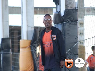 
<a style='margin-left: 5px;' class='btn btn-xs btn-social btn-facebook' href='https://www.facebook.com/sharer/sharer.php?u=https://boladovale.com.br/imgs/800-800-90/conteudo/fotos/1900/img3856.jpg' rel='popup' data-width='500' data-height='400'><i class='fa fa-facebook'></i>Compartilhar <span class='hidden-xs'>no Facebook</span>
</a> 
<a class='btn btn-default btn-xs' target='_blank' href='imgs/800-800-90/conteudo/fotos/1900/img3856.jpg'>
<span class='glyphicon glyphicon-cloud-download'></span> Salvar
</a> 
<span></span>
