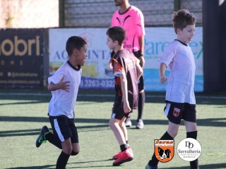 
<a style='margin-left: 5px;' class='btn btn-xs btn-social btn-facebook' href='https://www.facebook.com/sharer/sharer.php?u=https://boladovale.com.br/imgs/800-800-90/conteudo/fotos/1900/img3906.jpg' rel='popup' data-width='500' data-height='400'><i class='fa fa-facebook'></i>Compartilhar <span class='hidden-xs'>no Facebook</span>
</a> 
<a class='btn btn-default btn-xs' target='_blank' href='imgs/800-800-90/conteudo/fotos/1900/img3906.jpg'>
<span class='glyphicon glyphicon-cloud-download'></span> Salvar
</a> 
<span></span>