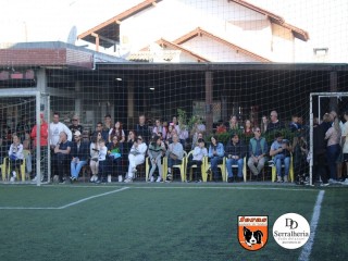 
<a style='margin-left: 5px;' class='btn btn-xs btn-social btn-facebook' href='https://www.facebook.com/sharer/sharer.php?u=https://boladovale.com.br/imgs/800-800-90/conteudo/fotos/1900/img4026.jpg' rel='popup' data-width='500' data-height='400'><i class='fa fa-facebook'></i>Compartilhar <span class='hidden-xs'>no Facebook</span>
</a> 
<a class='btn btn-default btn-xs' target='_blank' href='imgs/800-800-90/conteudo/fotos/1900/img4026.jpg'>
<span class='glyphicon glyphicon-cloud-download'></span> Salvar
</a> 
<span></span>
