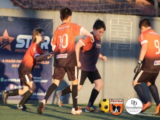 
<a style='margin-left: 5px;' class='btn btn-xs btn-social btn-facebook' href='https://www.facebook.com/sharer/sharer.php?u=https://boladovale.com.br/imgs/800-800-90/conteudo/fotos/1900/img4257.jpg' rel='popup' data-width='500' data-height='400'><i class='fa fa-facebook'></i>Compartilhar <span class='hidden-xs'>no Facebook</span>
</a> 
<a class='btn btn-default btn-xs' target='_blank' href='imgs/800-800-90/conteudo/fotos/1900/img4257.jpg'>
<span class='glyphicon glyphicon-cloud-download'></span> Salvar
</a> 
<span></span>