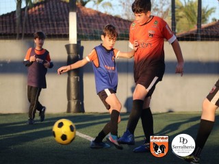 
<a style='margin-left: 5px;' class='btn btn-xs btn-social btn-facebook' href='https://www.facebook.com/sharer/sharer.php?u=https://boladovale.com.br/imgs/800-800-90/conteudo/fotos/1900/img4259.jpg' rel='popup' data-width='500' data-height='400'><i class='fa fa-facebook'></i>Compartilhar <span class='hidden-xs'>no Facebook</span>
</a> 
<a class='btn btn-default btn-xs' target='_blank' href='imgs/800-800-90/conteudo/fotos/1900/img4259.jpg'>
<span class='glyphicon glyphicon-cloud-download'></span> Salvar
</a> 
<span></span>