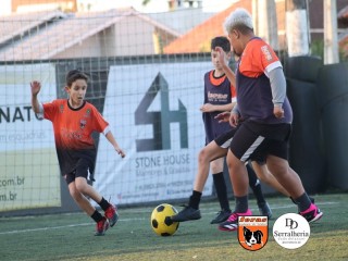 
<a style='margin-left: 5px;' class='btn btn-xs btn-social btn-facebook' href='https://www.facebook.com/sharer/sharer.php?u=https://boladovale.com.br/imgs/800-800-90/conteudo/fotos/1900/img4297.jpg' rel='popup' data-width='500' data-height='400'><i class='fa fa-facebook'></i>Compartilhar <span class='hidden-xs'>no Facebook</span>
</a> 
<a class='btn btn-default btn-xs' target='_blank' href='imgs/800-800-90/conteudo/fotos/1900/img4297.jpg'>
<span class='glyphicon glyphicon-cloud-download'></span> Salvar
</a> 
<span></span>