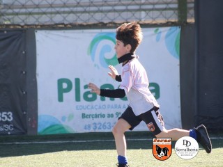 
<a style='margin-left: 5px;' class='btn btn-xs btn-social btn-facebook' href='https://www.facebook.com/sharer/sharer.php?u=https://boladovale.com.br/imgs/800-800-90/conteudo/fotos/1901/img3772.jpg' rel='popup' data-width='500' data-height='400'><i class='fa fa-facebook'></i>Compartilhar <span class='hidden-xs'>no Facebook</span>
</a> 
<a class='btn btn-default btn-xs' target='_blank' href='imgs/800-800-90/conteudo/fotos/1901/img3772.jpg'>
<span class='glyphicon glyphicon-cloud-download'></span> Salvar
</a> 
<span></span>