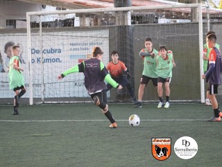 
<a style='margin-left: 5px;' class='btn btn-xs btn-social btn-facebook' href='https://www.facebook.com/sharer/sharer.php?u=https://boladovale.com.br/imgs/800-800-90/conteudo/fotos/1901/img4304.jpg' rel='popup' data-width='500' data-height='400'><i class='fa fa-facebook'></i>Compartilhar <span class='hidden-xs'>no Facebook</span>
</a> 
<a class='btn btn-default btn-xs' target='_blank' href='imgs/800-800-90/conteudo/fotos/1901/img4304.jpg'>
<span class='glyphicon glyphicon-cloud-download'></span> Salvar
</a> 
<span></span>