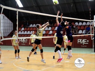 
<a style='margin-left: 5px;' class='btn btn-xs btn-social btn-facebook' href='https://www.facebook.com/sharer/sharer.php?u=https://boladovale.com.br/imgs/800-800-90/conteudo/fotos/1902/img5886.jpg' rel='popup' data-width='500' data-height='400'><i class='fa fa-facebook'></i>Compartilhar <span class='hidden-xs'>no Facebook</span>
</a> 
<a class='btn btn-default btn-xs' target='_blank' href='imgs/800-800-90/conteudo/fotos/1902/img5886.jpg'>
<span class='glyphicon glyphicon-cloud-download'></span> Salvar
</a> 
<span></span>