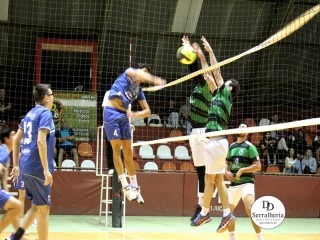 
<a style='margin-left: 5px;' class='btn btn-xs btn-social btn-facebook' href='https://www.facebook.com/sharer/sharer.php?u=https://boladovale.com.br/imgs/800-800-90/conteudo/fotos/1903/img5970.jpg' rel='popup' data-width='500' data-height='400'><i class='fa fa-facebook'></i>Compartilhar <span class='hidden-xs'>no Facebook</span>
</a> 
<a class='btn btn-default btn-xs' target='_blank' href='imgs/800-800-90/conteudo/fotos/1903/img5970.jpg'>
<span class='glyphicon glyphicon-cloud-download'></span> Salvar
</a> 
<span></span>
