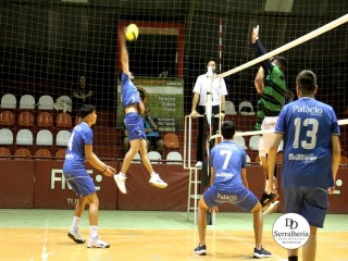 
<a style='margin-left: 5px;' class='btn btn-xs btn-social btn-facebook' href='https://www.facebook.com/sharer/sharer.php?u=https://boladovale.com.br/imgs/800-800-90/conteudo/fotos/1903/img5986.jpg' rel='popup' data-width='500' data-height='400'><i class='fa fa-facebook'></i>Compartilhar <span class='hidden-xs'>no Facebook</span>
</a> 
<a class='btn btn-default btn-xs' target='_blank' href='imgs/800-800-90/conteudo/fotos/1903/img5986.jpg'>
<span class='glyphicon glyphicon-cloud-download'></span> Salvar
</a> 
<span></span>