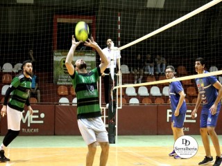 
<a style='margin-left: 5px;' class='btn btn-xs btn-social btn-facebook' href='https://www.facebook.com/sharer/sharer.php?u=https://boladovale.com.br/imgs/800-800-90/conteudo/fotos/1903/img6001.jpg' rel='popup' data-width='500' data-height='400'><i class='fa fa-facebook'></i>Compartilhar <span class='hidden-xs'>no Facebook</span>
</a> 
<a class='btn btn-default btn-xs' target='_blank' href='imgs/800-800-90/conteudo/fotos/1903/img6001.jpg'>
<span class='glyphicon glyphicon-cloud-download'></span> Salvar
</a> 
<span></span>