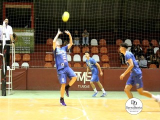 
<a style='margin-left: 5px;' class='btn btn-xs btn-social btn-facebook' href='https://www.facebook.com/sharer/sharer.php?u=https://boladovale.com.br/imgs/800-800-90/conteudo/fotos/1903/img6019.jpg' rel='popup' data-width='500' data-height='400'><i class='fa fa-facebook'></i>Compartilhar <span class='hidden-xs'>no Facebook</span>
</a> 
<a class='btn btn-default btn-xs' target='_blank' href='imgs/800-800-90/conteudo/fotos/1903/img6019.jpg'>
<span class='glyphicon glyphicon-cloud-download'></span> Salvar
</a> 
<span></span>
