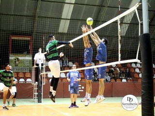 
<a style='margin-left: 5px;' class='btn btn-xs btn-social btn-facebook' href='https://www.facebook.com/sharer/sharer.php?u=https://boladovale.com.br/imgs/800-800-90/conteudo/fotos/1903/img6036.jpg' rel='popup' data-width='500' data-height='400'><i class='fa fa-facebook'></i>Compartilhar <span class='hidden-xs'>no Facebook</span>
</a> 
<a class='btn btn-default btn-xs' target='_blank' href='imgs/800-800-90/conteudo/fotos/1903/img6036.jpg'>
<span class='glyphicon glyphicon-cloud-download'></span> Salvar
</a> 
<span></span>