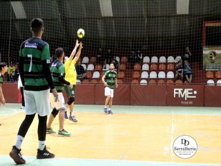 
<a style='margin-left: 5px;' class='btn btn-xs btn-social btn-facebook' href='https://www.facebook.com/sharer/sharer.php?u=https://boladovale.com.br/imgs/800-800-90/conteudo/fotos/1903/img6044.jpg' rel='popup' data-width='500' data-height='400'><i class='fa fa-facebook'></i>Compartilhar <span class='hidden-xs'>no Facebook</span>
</a> 
<a class='btn btn-default btn-xs' target='_blank' href='imgs/800-800-90/conteudo/fotos/1903/img6044.jpg'>
<span class='glyphicon glyphicon-cloud-download'></span> Salvar
</a> 
<span></span>