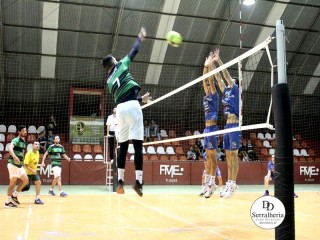 
<a style='margin-left: 5px;' class='btn btn-xs btn-social btn-facebook' href='https://www.facebook.com/sharer/sharer.php?u=https://boladovale.com.br/imgs/800-800-90/conteudo/fotos/1903/img6046.jpg' rel='popup' data-width='500' data-height='400'><i class='fa fa-facebook'></i>Compartilhar <span class='hidden-xs'>no Facebook</span>
</a> 
<a class='btn btn-default btn-xs' target='_blank' href='imgs/800-800-90/conteudo/fotos/1903/img6046.jpg'>
<span class='glyphicon glyphicon-cloud-download'></span> Salvar
</a> 
<span></span>