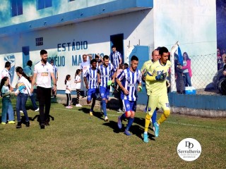 
<a style='margin-left: 5px;' class='btn btn-xs btn-social btn-facebook' href='https://www.facebook.com/sharer/sharer.php?u=https://boladovale.com.br/imgs/800-800-90/conteudo/fotos/1904/img7720.jpg' rel='popup' data-width='500' data-height='400'><i class='fa fa-facebook'></i>Compartilhar <span class='hidden-xs'>no Facebook</span>
</a> 
<a class='btn btn-default btn-xs' target='_blank' href='imgs/800-800-90/conteudo/fotos/1904/img7720.jpg'>
<span class='glyphicon glyphicon-cloud-download'></span> Salvar
</a> 
<span></span>