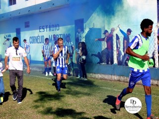 
<a style='margin-left: 5px;' class='btn btn-xs btn-social btn-facebook' href='https://www.facebook.com/sharer/sharer.php?u=https://boladovale.com.br/imgs/800-800-90/conteudo/fotos/1904/img7728.jpg' rel='popup' data-width='500' data-height='400'><i class='fa fa-facebook'></i>Compartilhar <span class='hidden-xs'>no Facebook</span>
</a> 
<a class='btn btn-default btn-xs' target='_blank' href='imgs/800-800-90/conteudo/fotos/1904/img7728.jpg'>
<span class='glyphicon glyphicon-cloud-download'></span> Salvar
</a> 
<span></span>