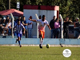 
<a style='margin-left: 5px;' class='btn btn-xs btn-social btn-facebook' href='https://www.facebook.com/sharer/sharer.php?u=https://boladovale.com.br/imgs/800-800-90/conteudo/fotos/1904/img7815.jpg' rel='popup' data-width='500' data-height='400'><i class='fa fa-facebook'></i>Compartilhar <span class='hidden-xs'>no Facebook</span>
</a> 
<a class='btn btn-default btn-xs' target='_blank' href='imgs/800-800-90/conteudo/fotos/1904/img7815.jpg'>
<span class='glyphicon glyphicon-cloud-download'></span> Salvar
</a> 
<span></span>