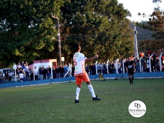 
<a style='margin-left: 5px;' class='btn btn-xs btn-social btn-facebook' href='https://www.facebook.com/sharer/sharer.php?u=https://boladovale.com.br/imgs/800-800-90/conteudo/fotos/1904/img8190.jpg' rel='popup' data-width='500' data-height='400'><i class='fa fa-facebook'></i>Compartilhar <span class='hidden-xs'>no Facebook</span>
</a> 
<a class='btn btn-default btn-xs' target='_blank' href='imgs/800-800-90/conteudo/fotos/1904/img8190.jpg'>
<span class='glyphicon glyphicon-cloud-download'></span> Salvar
</a> 
<span></span>