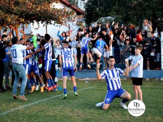 
<a style='margin-left: 5px;' class='btn btn-xs btn-social btn-facebook' href='https://www.facebook.com/sharer/sharer.php?u=https://boladovale.com.br/imgs/800-800-90/conteudo/fotos/1904/img8277.jpg' rel='popup' data-width='500' data-height='400'><i class='fa fa-facebook'></i>Compartilhar <span class='hidden-xs'>no Facebook</span>
</a> 
<a class='btn btn-default btn-xs' target='_blank' href='imgs/800-800-90/conteudo/fotos/1904/img8277.jpg'>
<span class='glyphicon glyphicon-cloud-download'></span> Salvar
</a> 
<span></span>