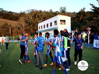 
<a style='margin-left: 5px;' class='btn btn-xs btn-social btn-facebook' href='https://www.facebook.com/sharer/sharer.php?u=https://boladovale.com.br/imgs/800-800-90/conteudo/fotos/1904/img8286.jpg' rel='popup' data-width='500' data-height='400'><i class='fa fa-facebook'></i>Compartilhar <span class='hidden-xs'>no Facebook</span>
</a> 
<a class='btn btn-default btn-xs' target='_blank' href='imgs/800-800-90/conteudo/fotos/1904/img8286.jpg'>
<span class='glyphicon glyphicon-cloud-download'></span> Salvar
</a> 
<span></span>