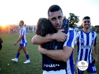 
<a style='margin-left: 5px;' class='btn btn-xs btn-social btn-facebook' href='https://www.facebook.com/sharer/sharer.php?u=https://boladovale.com.br/imgs/800-800-90/conteudo/fotos/1904/img8292.jpg' rel='popup' data-width='500' data-height='400'><i class='fa fa-facebook'></i>Compartilhar <span class='hidden-xs'>no Facebook</span>
</a> 
<a class='btn btn-default btn-xs' target='_blank' href='imgs/800-800-90/conteudo/fotos/1904/img8292.jpg'>
<span class='glyphicon glyphicon-cloud-download'></span> Salvar
</a> 
<span></span>