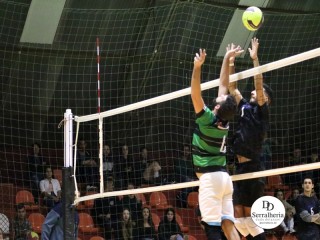 
<a style='margin-left: 5px;' class='btn btn-xs btn-social btn-facebook' href='https://www.facebook.com/sharer/sharer.php?u=https://boladovale.com.br/imgs/800-800-90/conteudo/fotos/1906/img8679.jpg' rel='popup' data-width='500' data-height='400'><i class='fa fa-facebook'></i>Compartilhar <span class='hidden-xs'>no Facebook</span>
</a> 
<a class='btn btn-default btn-xs' target='_blank' href='imgs/800-800-90/conteudo/fotos/1906/img8679.jpg'>
<span class='glyphicon glyphicon-cloud-download'></span> Salvar
</a> 
<span></span>
