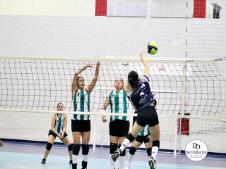 
<a style='margin-left: 5px;' class='btn btn-xs btn-social btn-facebook' href='https://www.facebook.com/sharer/sharer.php?u=https://boladovale.com.br/imgs/800-800-90/conteudo/fotos/1923/img0593.jpg' rel='popup' data-width='500' data-height='400'><i class='fa fa-facebook'></i>Compartilhar <span class='hidden-xs'>no Facebook</span>
</a> 
<a class='btn btn-default btn-xs' target='_blank' href='imgs/800-800-90/conteudo/fotos/1923/img0593.jpg'>
<span class='glyphicon glyphicon-cloud-download'></span> Salvar
</a> 
<span></span>