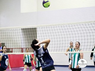 
<a style='margin-left: 5px;' class='btn btn-xs btn-social btn-facebook' href='https://www.facebook.com/sharer/sharer.php?u=https://boladovale.com.br/imgs/800-800-90/conteudo/fotos/1923/img0595.jpg' rel='popup' data-width='500' data-height='400'><i class='fa fa-facebook'></i>Compartilhar <span class='hidden-xs'>no Facebook</span>
</a> 
<a class='btn btn-default btn-xs' target='_blank' href='imgs/800-800-90/conteudo/fotos/1923/img0595.jpg'>
<span class='glyphicon glyphicon-cloud-download'></span> Salvar
</a> 
<span></span>