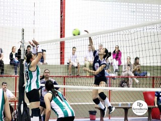 
<a style='margin-left: 5px;' class='btn btn-xs btn-social btn-facebook' href='https://www.facebook.com/sharer/sharer.php?u=https://boladovale.com.br/imgs/800-800-90/conteudo/fotos/1923/img0646.jpg' rel='popup' data-width='500' data-height='400'><i class='fa fa-facebook'></i>Compartilhar <span class='hidden-xs'>no Facebook</span>
</a> 
<a class='btn btn-default btn-xs' target='_blank' href='imgs/800-800-90/conteudo/fotos/1923/img0646.jpg'>
<span class='glyphicon glyphicon-cloud-download'></span> Salvar
</a> 
<span></span>