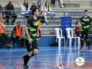 
<a style='margin-left: 5px;' class='btn btn-xs btn-social btn-facebook' href='https://www.facebook.com/sharer/sharer.php?u=https://boladovale.com.br/imgs/800-800-90/conteudo/fotos/1929/img1729.jpg' rel='popup' data-width='500' data-height='400'><i class='fa fa-facebook'></i>Compartilhar <span class='hidden-xs'>no Facebook</span>
</a> 
<a class='btn btn-default btn-xs' target='_blank' href='imgs/800-800-90/conteudo/fotos/1929/img1729.jpg'>
<span class='glyphicon glyphicon-cloud-download'></span> Salvar
</a> 
<span></span>