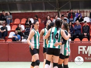 
<a style='margin-left: 5px;' class='btn btn-xs btn-social btn-facebook' href='https://www.facebook.com/sharer/sharer.php?u=https://boladovale.com.br/imgs/800-800-90/conteudo/fotos/1934/img2357.jpg' rel='popup' data-width='500' data-height='400'><i class='fa fa-facebook'></i>Compartilhar <span class='hidden-xs'>no Facebook</span>
</a> 
<a class='btn btn-default btn-xs' target='_blank' href='imgs/800-800-90/conteudo/fotos/1934/img2357.jpg'>
<span class='glyphicon glyphicon-cloud-download'></span> Salvar
</a> 
<span></span>