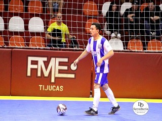 
<a style='margin-left: 5px;' class='btn btn-xs btn-social btn-facebook' href='https://www.facebook.com/sharer/sharer.php?u=https://boladovale.com.br/imgs/800-800-90/conteudo/fotos/1948/img4290.jpg' rel='popup' data-width='500' data-height='400'><i class='fa fa-facebook'></i>Compartilhar <span class='hidden-xs'>no Facebook</span>
</a> 
<a class='btn btn-default btn-xs' target='_blank' href='imgs/800-800-90/conteudo/fotos/1948/img4290.jpg'>
<span class='glyphicon glyphicon-cloud-download'></span> Salvar
</a> 
<span></span>