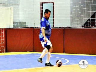 
<a style='margin-left: 5px;' class='btn btn-xs btn-social btn-facebook' href='https://www.facebook.com/sharer/sharer.php?u=https://boladovale.com.br/imgs/800-800-90/conteudo/fotos/1951/img4550.jpg' rel='popup' data-width='500' data-height='400'><i class='fa fa-facebook'></i>Compartilhar <span class='hidden-xs'>no Facebook</span>
</a> 
<a class='btn btn-default btn-xs' target='_blank' href='imgs/800-800-90/conteudo/fotos/1951/img4550.jpg'>
<span class='glyphicon glyphicon-cloud-download'></span> Salvar
</a> 
<span></span>