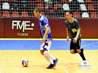 
<a style='margin-left: 5px;' class='btn btn-xs btn-social btn-facebook' href='https://www.facebook.com/sharer/sharer.php?u=https://boladovale.com.br/imgs/800-800-90/conteudo/fotos/1951/img4564.jpg' rel='popup' data-width='500' data-height='400'><i class='fa fa-facebook'></i>Compartilhar <span class='hidden-xs'>no Facebook</span>
</a> 
<a class='btn btn-default btn-xs' target='_blank' href='imgs/800-800-90/conteudo/fotos/1951/img4564.jpg'>
<span class='glyphicon glyphicon-cloud-download'></span> Salvar
</a> 
<span></span>