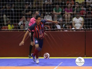 
<a style='margin-left: 5px;' class='btn btn-xs btn-social btn-facebook' href='https://www.facebook.com/sharer/sharer.php?u=https://boladovale.com.br/imgs/800-800-90/conteudo/fotos/1960/img5433.jpg' rel='popup' data-width='500' data-height='400'><i class='fa fa-facebook'></i>Compartilhar <span class='hidden-xs'>no Facebook</span>
</a> 
<a class='btn btn-default btn-xs' target='_blank' href='imgs/800-800-90/conteudo/fotos/1960/img5433.jpg'>
<span class='glyphicon glyphicon-cloud-download'></span> Salvar
</a> 
<span></span>