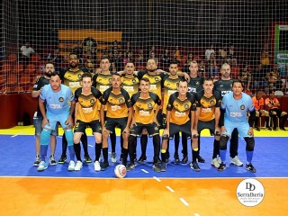 
<a style='margin-left: 5px;' class='btn btn-xs btn-social btn-facebook' href='https://www.facebook.com/sharer/sharer.php?u=https://boladovale.com.br/imgs/800-800-90/conteudo/fotos/1962/img5697.jpg' rel='popup' data-width='500' data-height='400'><i class='fa fa-facebook'></i>Compartilhar <span class='hidden-xs'>no Facebook</span>
</a> 
<a class='btn btn-default btn-xs' target='_blank' href='imgs/800-800-90/conteudo/fotos/1962/img5697.jpg'>
<span class='glyphicon glyphicon-cloud-download'></span> Salvar
</a> 
<span></span>