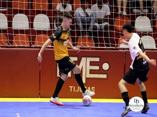 
<a style='margin-left: 5px;' class='btn btn-xs btn-social btn-facebook' href='https://www.facebook.com/sharer/sharer.php?u=https://boladovale.com.br/imgs/800-800-90/conteudo/fotos/1962/img5720.jpg' rel='popup' data-width='500' data-height='400'><i class='fa fa-facebook'></i>Compartilhar <span class='hidden-xs'>no Facebook</span>
</a> 
<a class='btn btn-default btn-xs' target='_blank' href='imgs/800-800-90/conteudo/fotos/1962/img5720.jpg'>
<span class='glyphicon glyphicon-cloud-download'></span> Salvar
</a> 
<span></span>